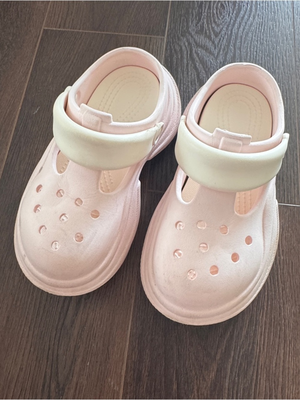 Women slipper with height 8cm